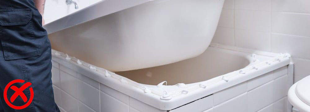 Odorless bathtub Refinishing with the «Liquid Tub Liner